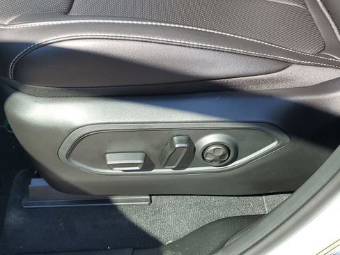 New 2025 Jeep Grand Cherokee Limited w/ Luxury Tech Group II image 13