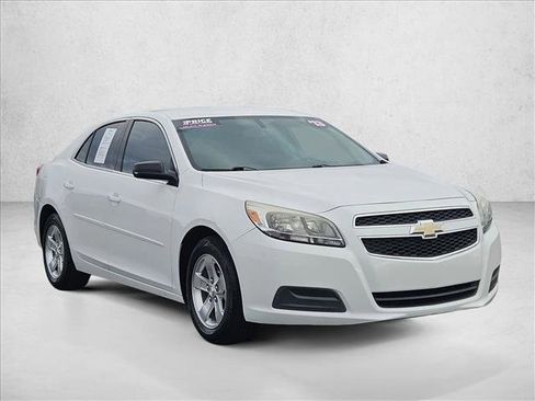 Used 2013 Chevrolet Malibu LS w/ Protection Package image 3