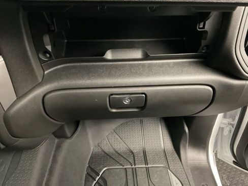 New 2026 Chevrolet Silverado 1500 Custom w/ LPO, Dark Essentials Package image 26