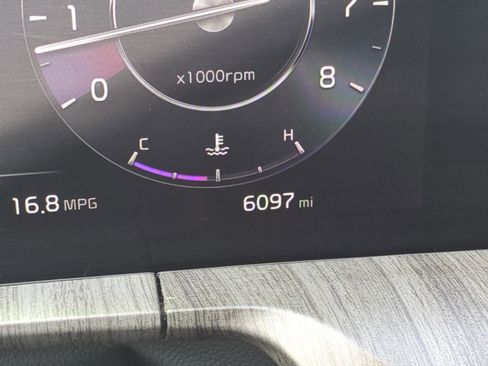 Used 2025 Kia Telluride SX w/ SX Captain's Chair Package image 26