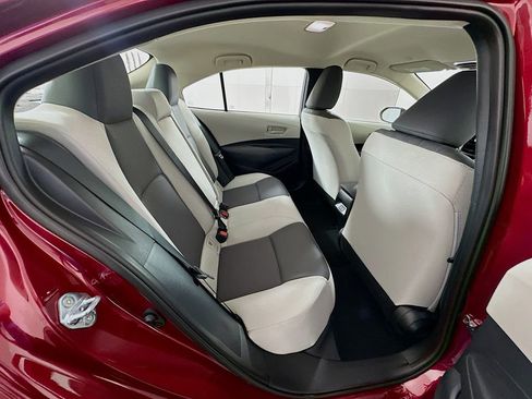 Used 2025 Toyota Corolla LE image 26