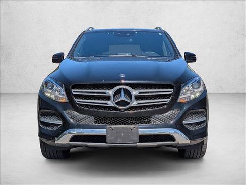 Used 2018 Mercedes-Benz GLE 350 4MATIC image 2
