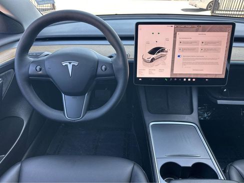Used 2023 Tesla Model 3 Standard Range image 20