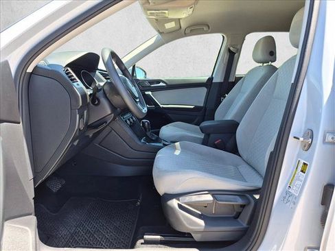 Used 2018 Volkswagen Tiguan S AWD/4WD image 16