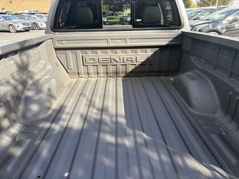 Certified 2022 GMC Canyon Denali image 6