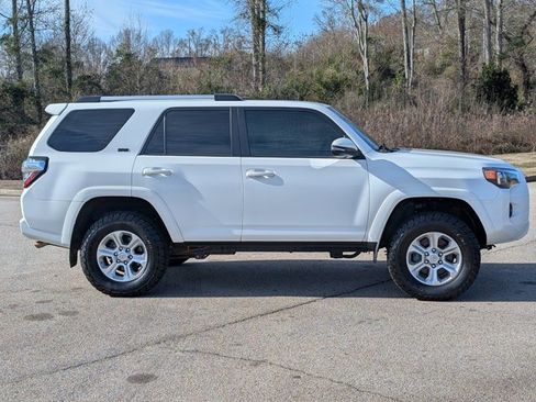 Used 2023 Toyota 4Runner SR5 Premium image 7
