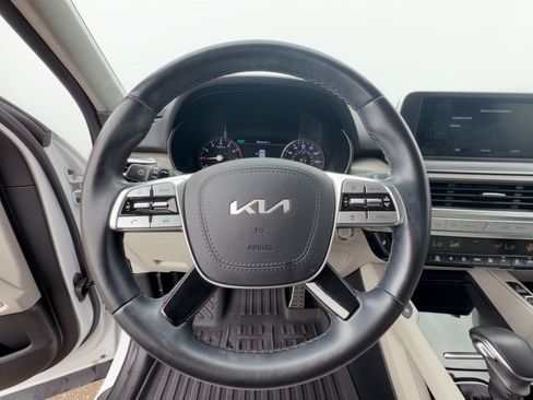Used 2022 Kia Telluride SX w/ SX Prestige Package AWD/4WD image 10