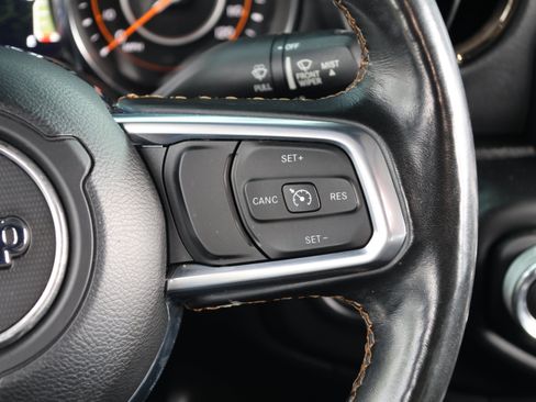 Used 2022 Jeep Gladiator Overland AWD/4WD image 21