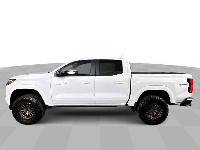 Used 2024 Chevrolet Colorado LT w/ LT Convenience Package III AWD/4WD image 5