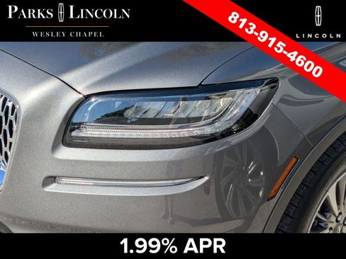 Used 2023 Lincoln Nautilus FWD w/ Premium Package image 11