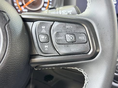 Used 2025 Jeep Wrangler Unlimited Sport AWD/4WD image 41
