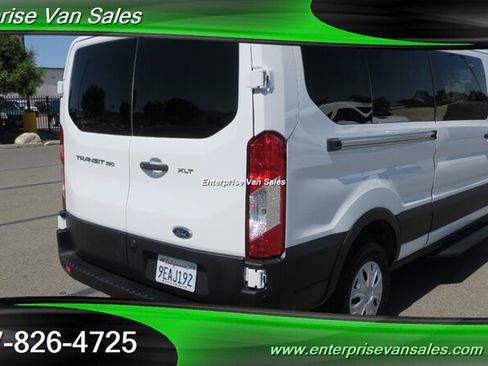 Used 2023 Ford Transit 350 XLT RWD image 5
