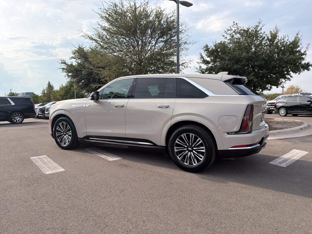 Certified 2026 Cadillac Escalade IQ Luxury 1 AWD/4WD image 6