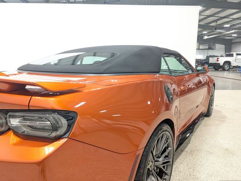 Used 2022 Chevrolet Camaro ZL1 image 5