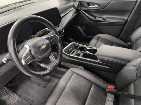 Used 2026 Chevrolet Equinox LT w/ Convenience Package II AWD/4WD image 9