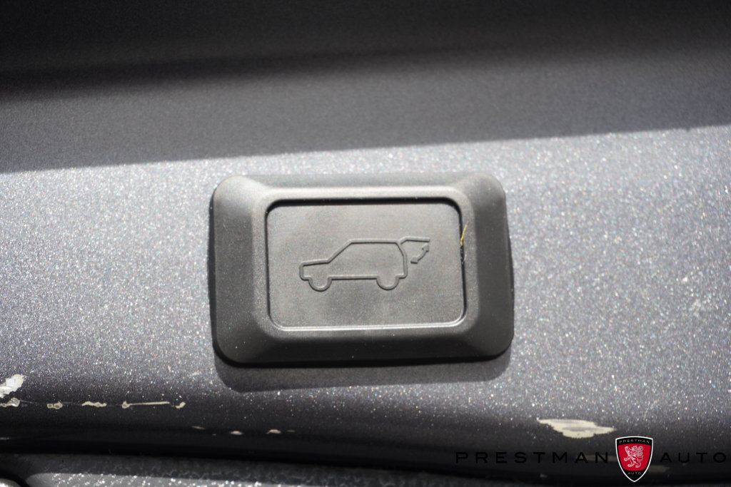Used 2022 Toyota RAV4 XLE w/ Convenience Package AWD/4WD image 40