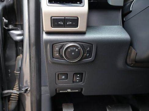 Used 2022 Ford F250 Lariat w/ Lariat Ultimate Package image 24