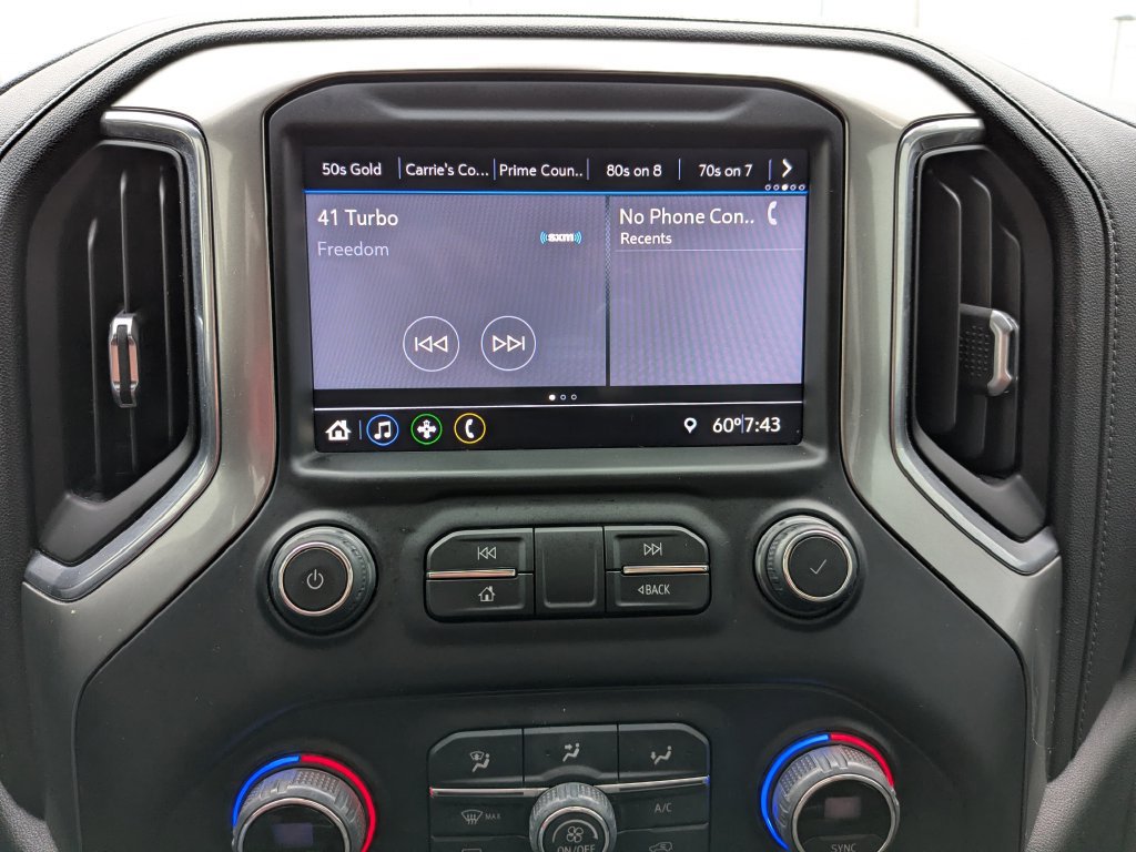 Used 2021 Chevrolet Silverado 1500 LT AWD/4WD image 31