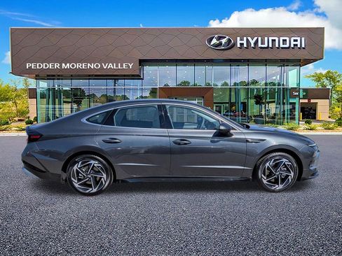 New 2026 Hyundai Sonata SEL image 3