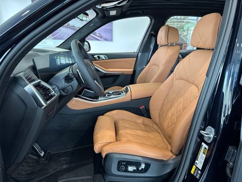 New 2026 BMW X5 xDrive50e w/ M Sport Package AWD/4WD image 14