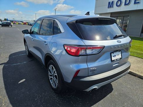 Used 2022 Ford Escape SEL AWD/4WD image 8