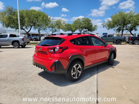 Used 2024 Subaru Crosstrek 2.0i Premium image 7