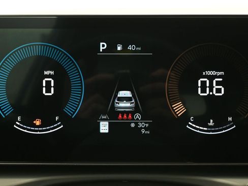 New 2026 Hyundai Tucson SE FWD image 9