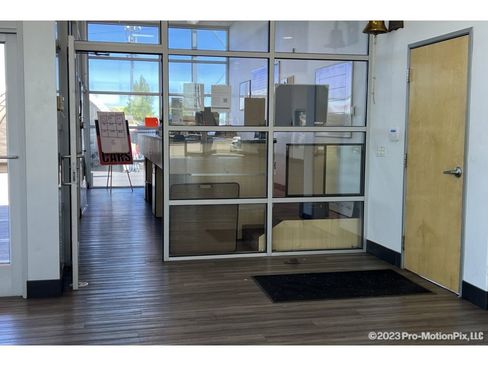 Used 2020 Chevrolet Equinox LT image 35