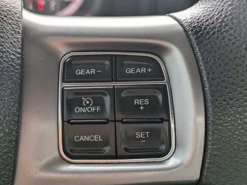 Used 2021 RAM 1500 Classic SLT image 20