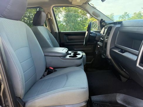 Used 2016 RAM 1500 Express AWD/4WD image 18