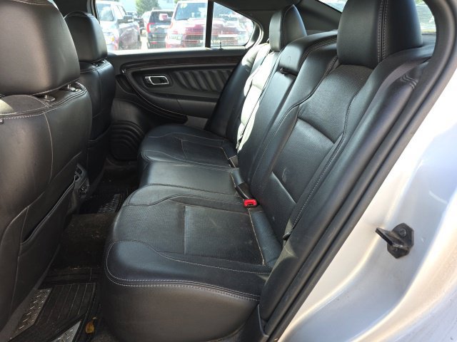 Used 2014 Ford Taurus Limited w/ Equipment Group 301A AWD/4WD image 8