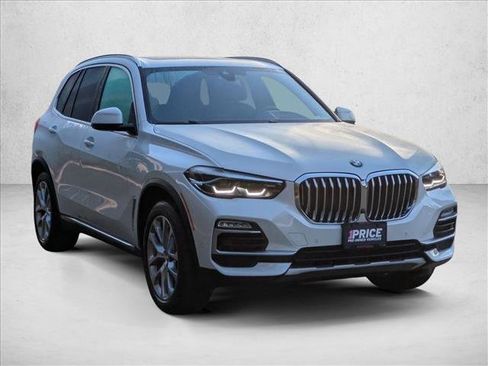 Used 2021 BMW X5 xDrive40i w/ Premium Package 2 image 3
