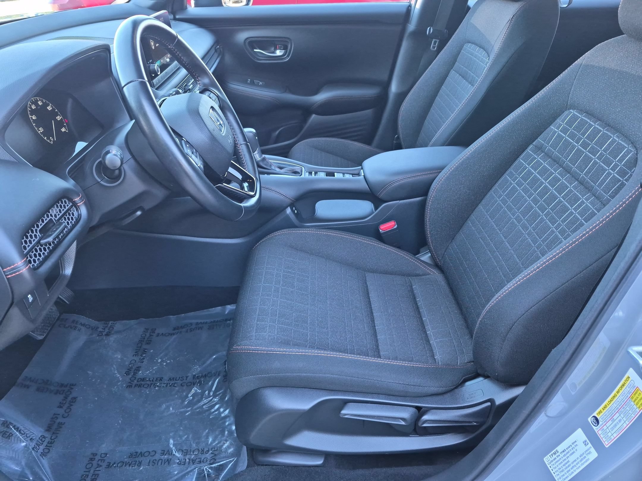 Used 2025 Honda HR-V Sport image 12