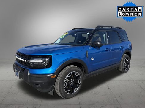 Used 2025 Ford Bronco Sport Outer Banks w/ Outer Banks Tech Package+ AWD/4WD image 1