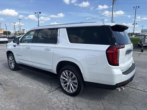 Used 2024 GMC Yukon XL Denali w/ Advanced Technology Package AWD/4WD image 9