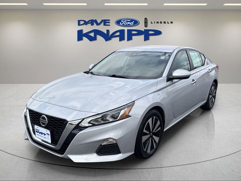 Used 2021 Nissan Altima 2.5 SV image 4