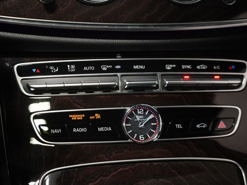 Used 2019 Mercedes-Benz E 63 AMG S image 25