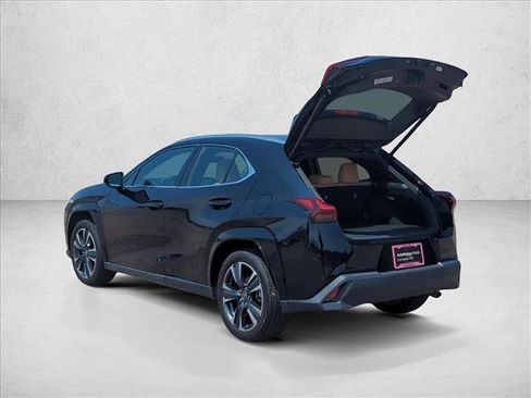 Used 2023 Lexus UX 250h FWD w/ Accessory Package (Z2) image 8