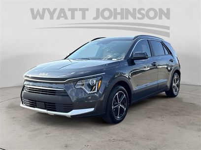 Used 2023 Kia Niro EX