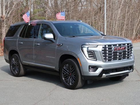 New 2026 GMC Yukon Denali w/ Sun & Power Step Package image 2
