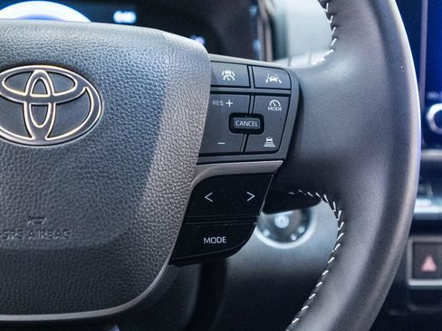 Certified 2026 Toyota Camry SE FWD image 19