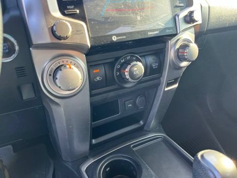 Used 2022 Toyota 4Runner SR5 Premium w/ Moonroof Package RWD image 26