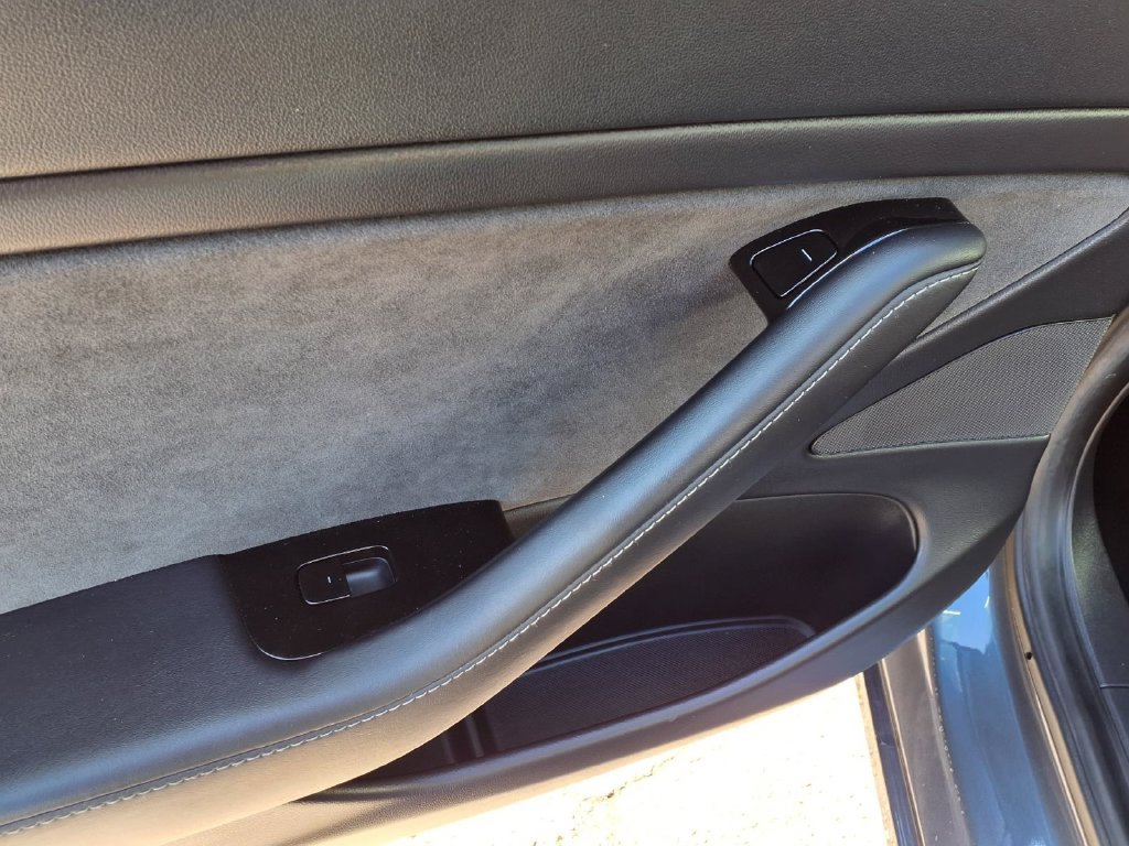 Used 2020 Tesla Model 3 Long Range AWD/4WD image 17