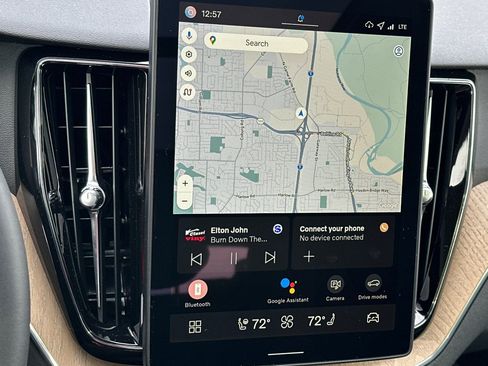 New 2026 Volvo XC60 B5 Plus w/ Climate Package image 18