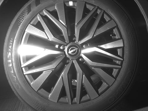 Used 2025 Nissan Altima 2.5 SV image 15