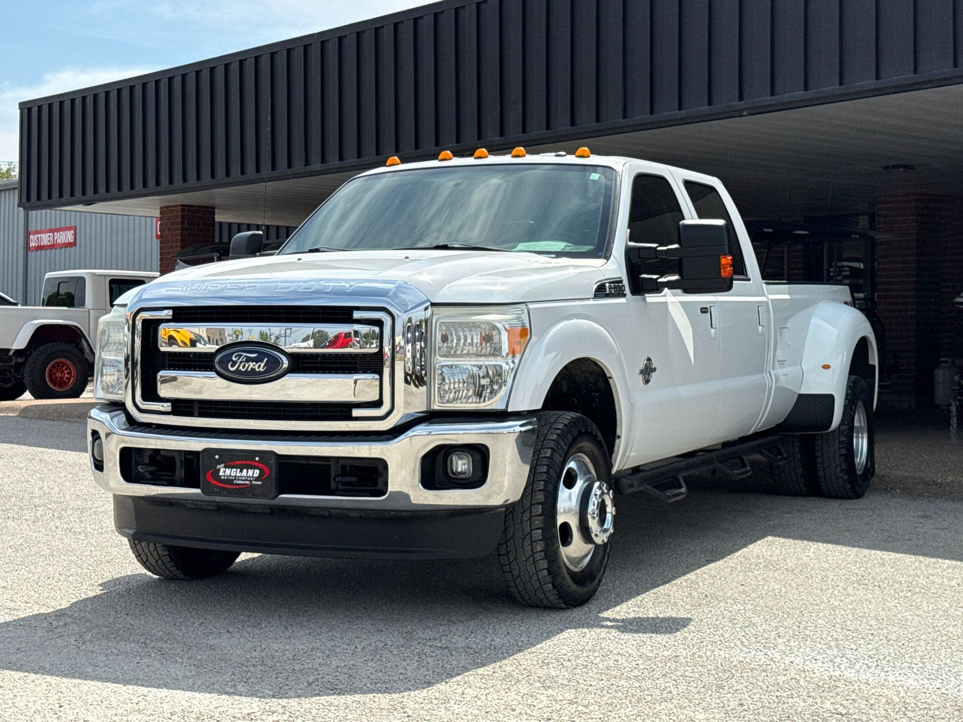 Used 2014 Ford F350 Lariat w/ Lariat Interior Package AWD/4WD image 3