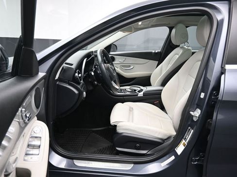 Used 2016 Mercedes-Benz C 300 4MATIC Sedan image 12