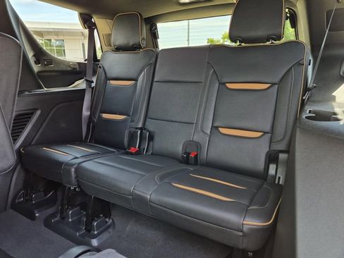 Used 2024 GMC Yukon AT4 AWD/4WD image 20
