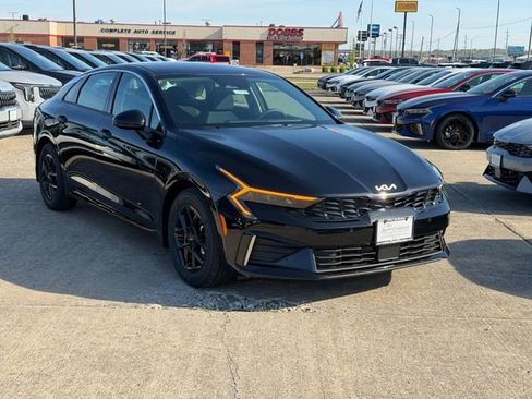 New 2026 Kia K5 LXS FWD image 1