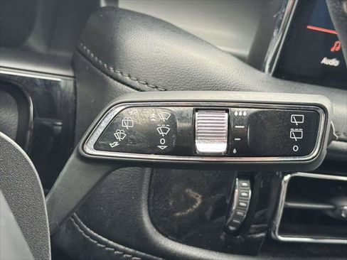 Used 2022 Lincoln Nautilus Standard image 21